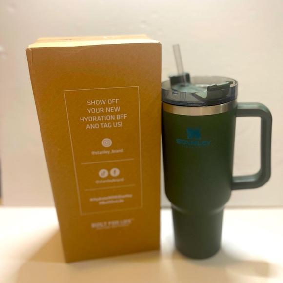 Stanley Kitchen Stanley Adventure Quencher 4oz Travel Tumbler New Dark Green Spirulina